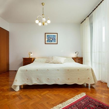 Holiday Apartment Suzana Ровинь Экстерьер фото